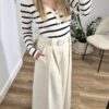 bluzka, body, body damskie, body w paski, odzież damska, moda damska, szerokie spodnie, jasne spodnie, spodnie damskie