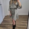Sukienka, sukienki, sukienka mini, sukienka w kwiaty, sukienka codzienna, codzienne sukienki, wiosenna sukienka, wiosenne sukienki, moda damska, odzież damska
