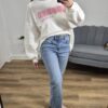 Bluza, bawełniana bluza damska, kremowa bluza, bluza z napisem, oversizeowa bluza, bluza bez kaptura, szerokie rękawy, moda damska, sklep online
