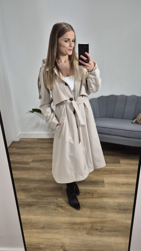 trencz, płaszcz, bezowy trencz, długi trencz, wiosenny płaszcz, płaszcz damski, trencz damski, płaszcz na wiosnę, moda damska,