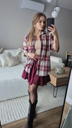 koszula, koszula w kratę, damska koszula, stylizacja jesienna, spódniczko-spodenki, moda damska, stylizacje damskie